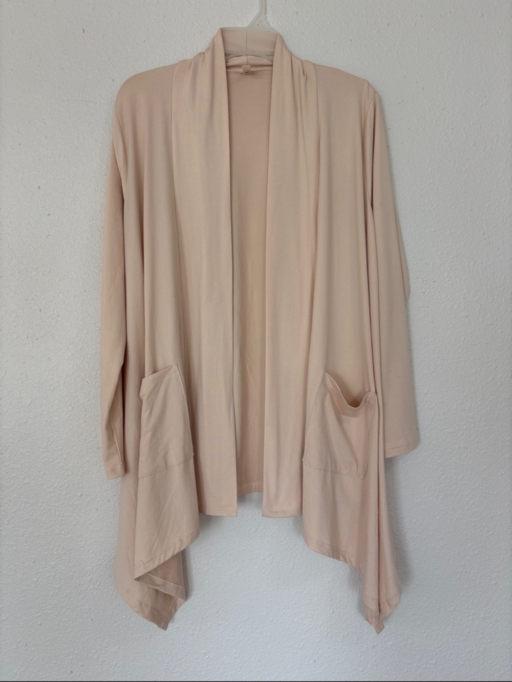 NWOT! Open Swing Tan Cream Waterfall Cardigan with Pockets